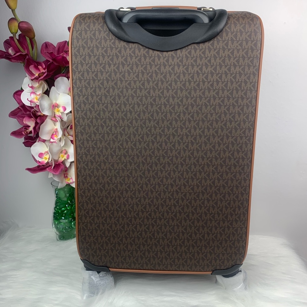 Michael Kors Travel SM TROLLEY - Picture 6 of 8